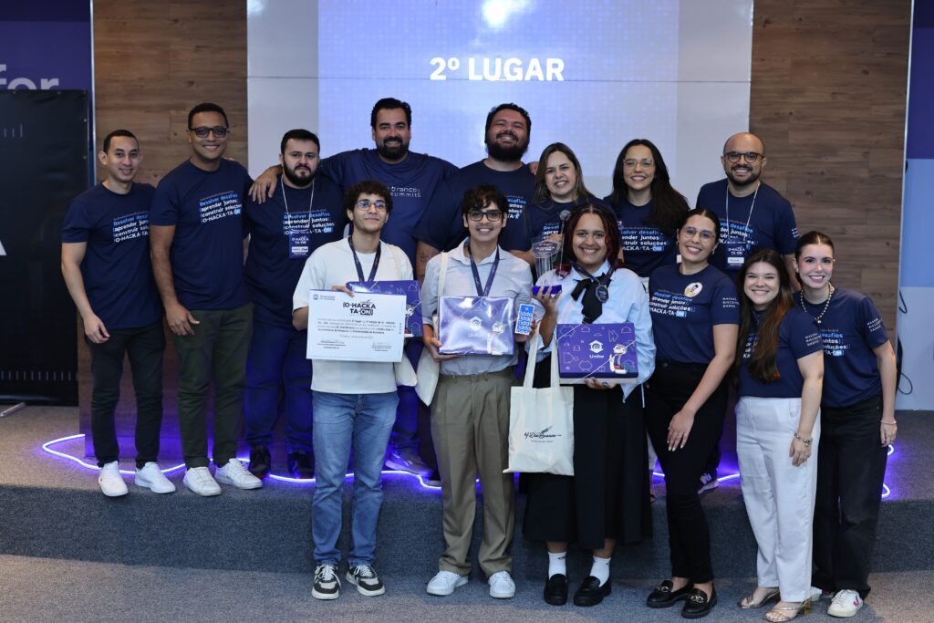 Conexão com universidades